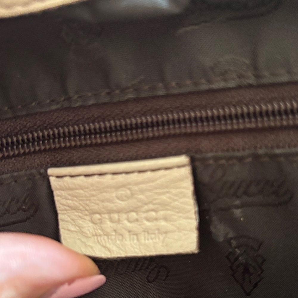Gucci Brown and Cream Heart Accent Tote - Picture 6 of 11